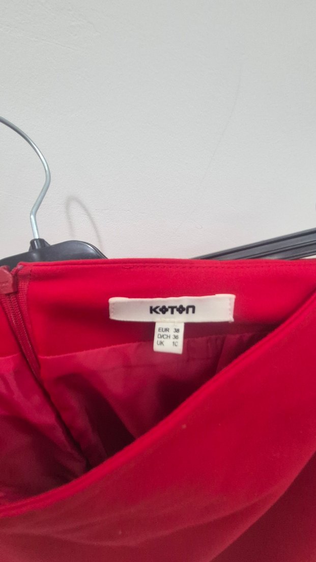 Kırmızı Kalem Etek - Görsel 3