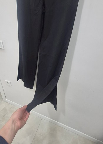 Siyah Kadın Bol Pantolon - Görsel 3