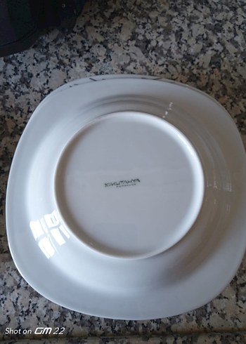 Beden Beyaz Gri Desenli Yemek Tabağı
