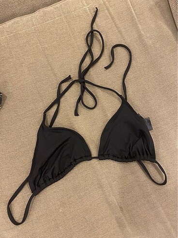 Hm bikini üstü