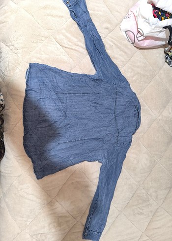 Düğmeli Mavi Denim Kadın Gömlek - Görsel 2