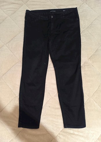 Siyah Kadın Normal Kesim Denim Pantolon - Görsel 2