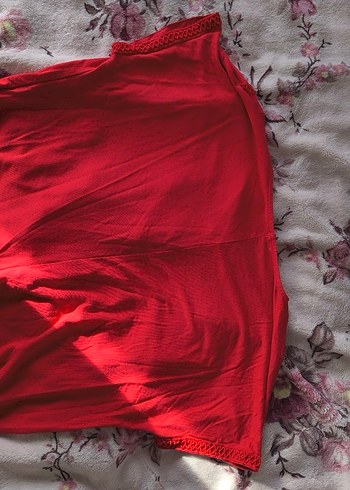 Kırmızı V Yaka Kısa Kollu Bayan Bluz - Görsel 3