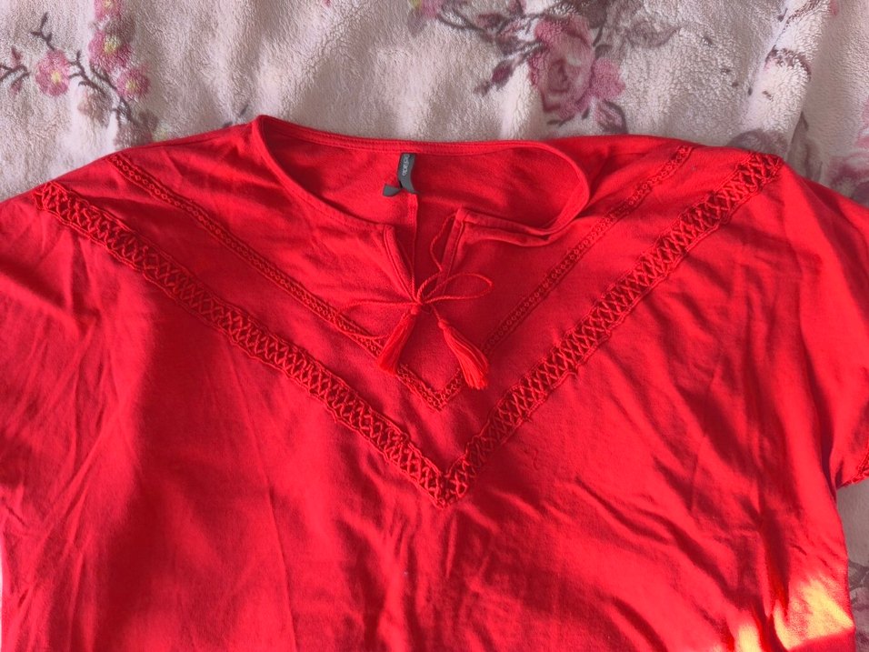 Kırmızı V Yaka Kısa Kollu Bayan Bluz - Görsel 2