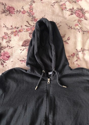 Siyah Kapüşonlu Fermuarlı Polar Ceket - Görsel 3