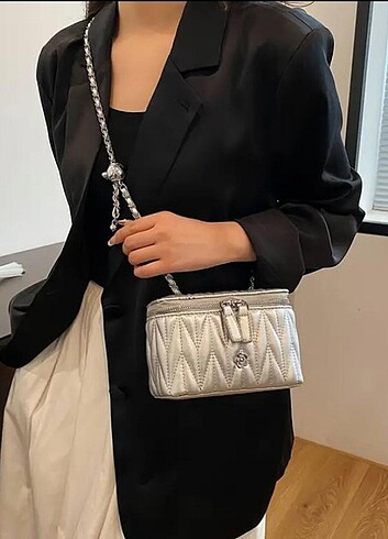 Kapıtone model çanta SİPARİŞ ALINIR... - Görsel 6