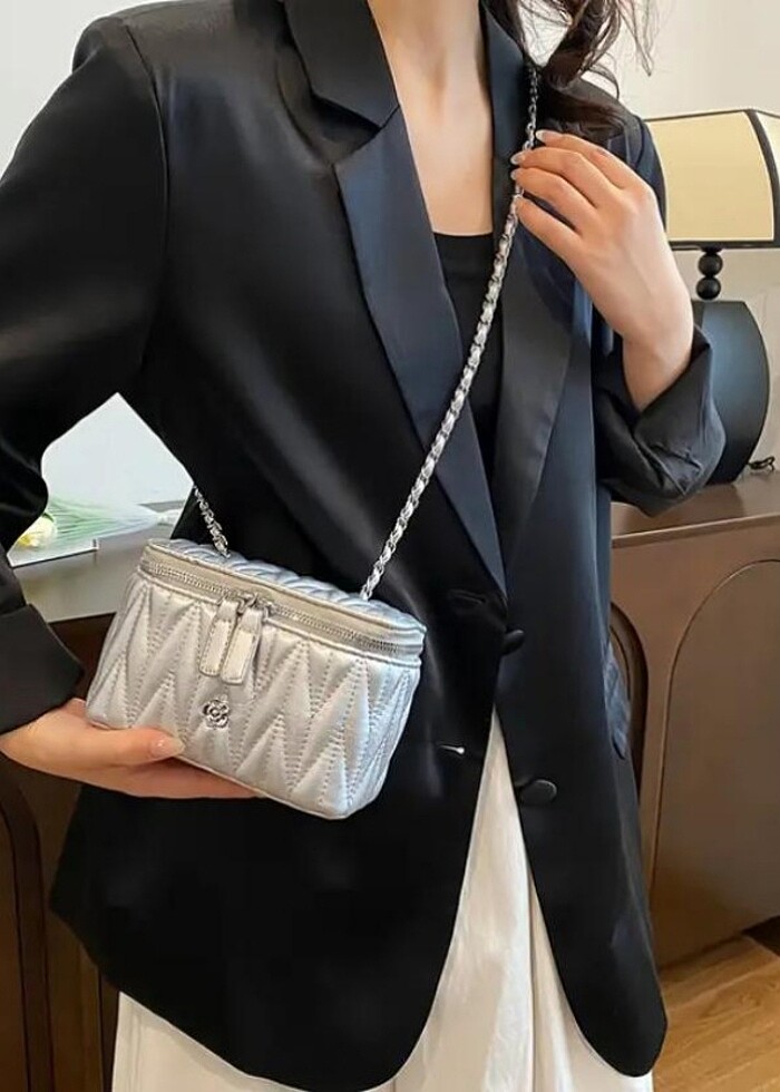 Kapıtone model çanta       SİPARİŞ ALINIR...  - Görsel 5