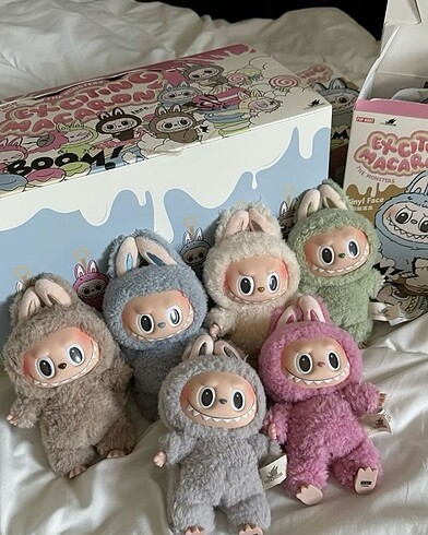 labubu blind box macaron series