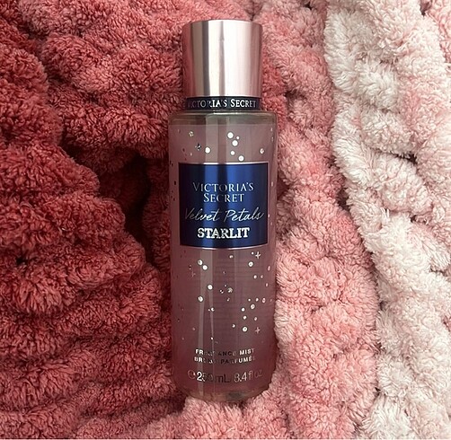Victoria s Secret Victoria?s Secret velvet petals starlit vücut spreyi