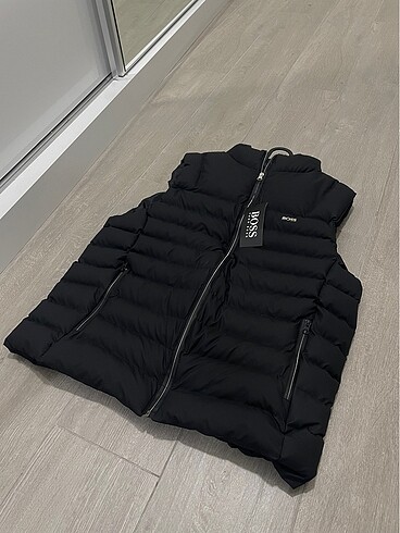 l Beden siyah Renk İTHAL BOSS ŞİŞME YELEK S/M/L/XL/XXL