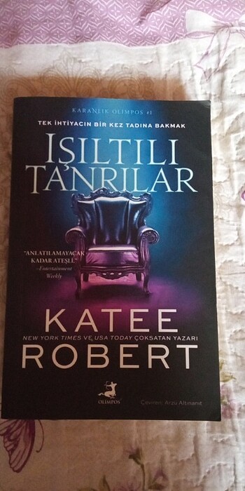 IŞILTILI TANRILAR - KATEE ROBERT