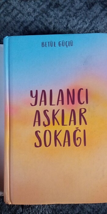  Beden Renk YALANCI AŞKLAR SOKAĞI -BETÜL GÜÇLÜ