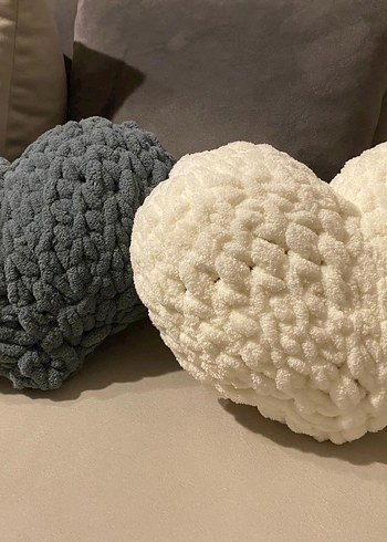 Örgü Kalp Şeklinde Yastık - Görsel 4