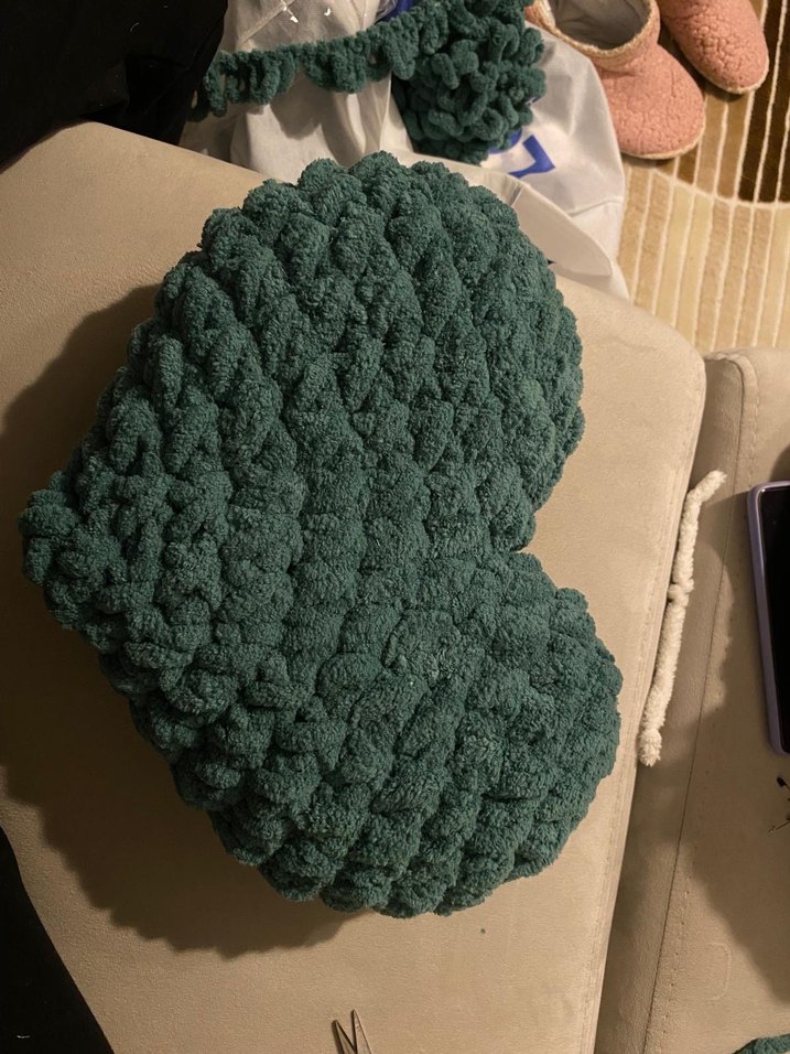 Örgü Kalp Şeklinde Yastık - Görsel 3