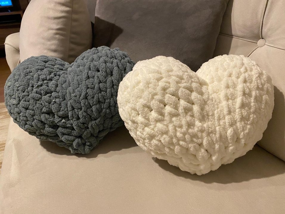 Örgü Kalp Şeklinde Yastık - Görsel 4