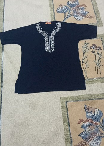 Nakışlı Siyah Kadın Bluz - Görsel 3