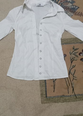 Düğmeli Beyaz Pamuklu Kadın Gömlek - Görsel 5