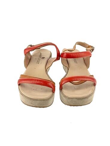 40 Beden Vintage Love Sandalet %70 İndirimli.