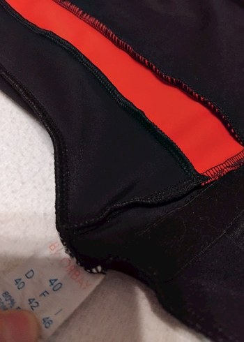 Yüzücü Mayo - Görsel 4