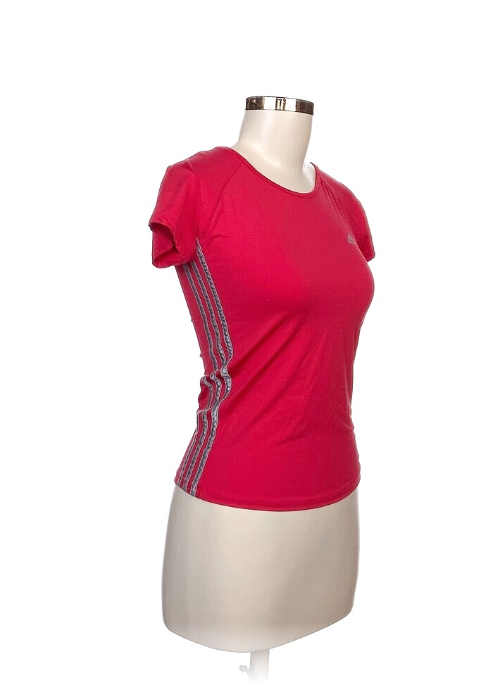 Adidas T-shirt %70 İndirimli. - Görsel 2
