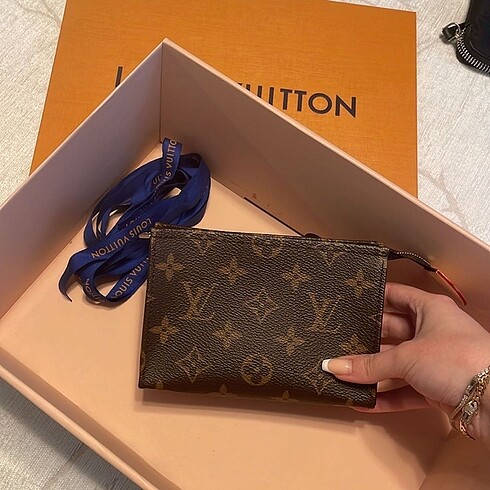Louis vuiton