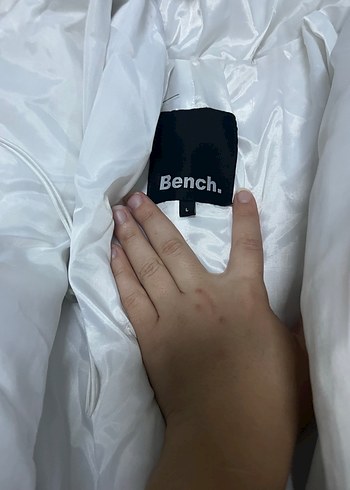 Beyaz Fermuarlı Kadın Mont - Görsel 3