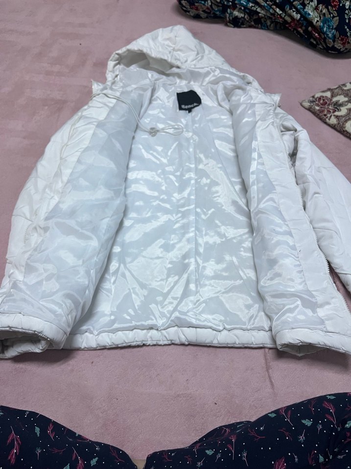 Beyaz Fermuarlı Kadın Mont - Görsel 2