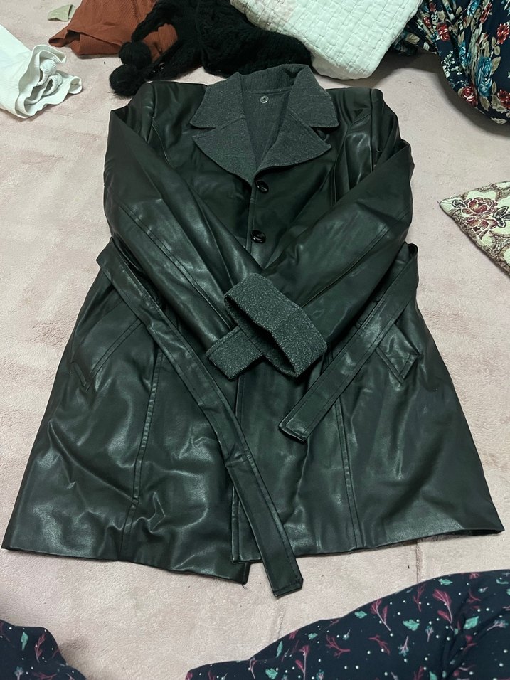 Düğmeli Siyah Deri Kadın Ceket - Görsel 2