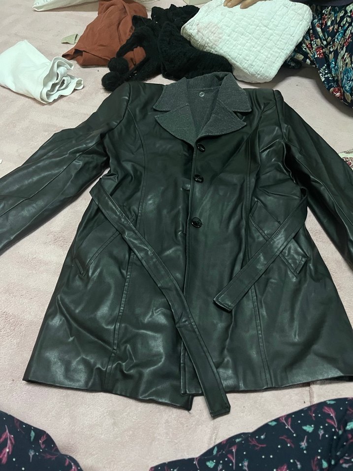 Düğmeli Siyah Deri Kadın Ceket - Görsel 3