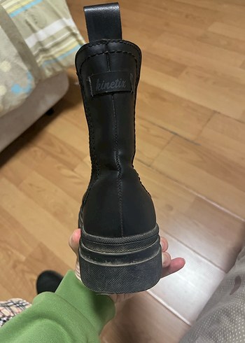 Siyah Dolgu Topuklu Lastik Bot - Görsel 5