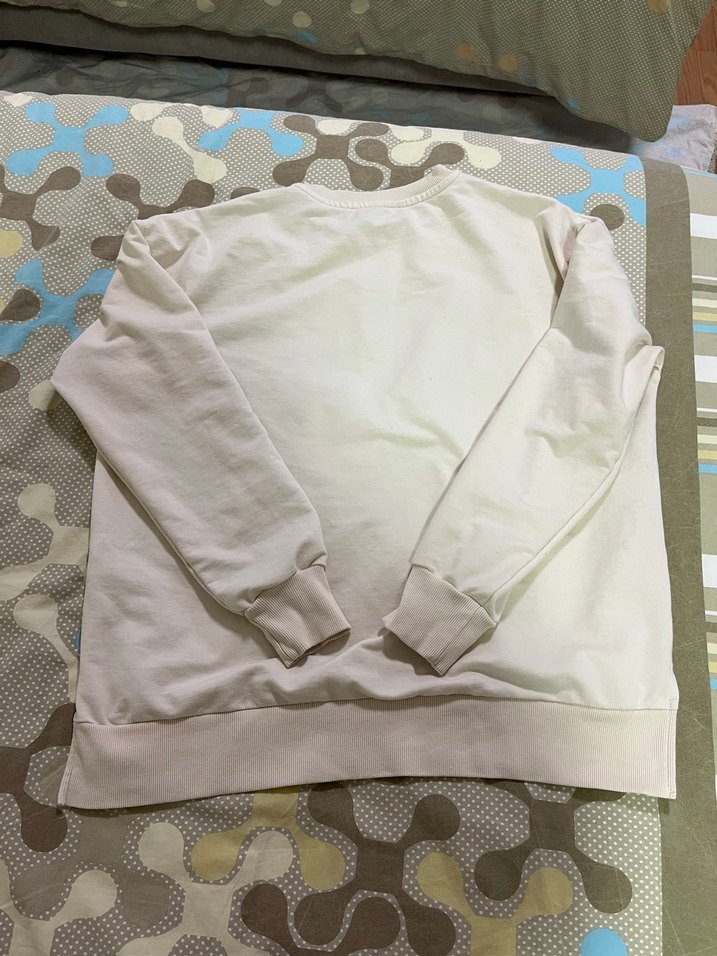 Beyaz Baskılı Kadın Sweatshirt - Görsel 4