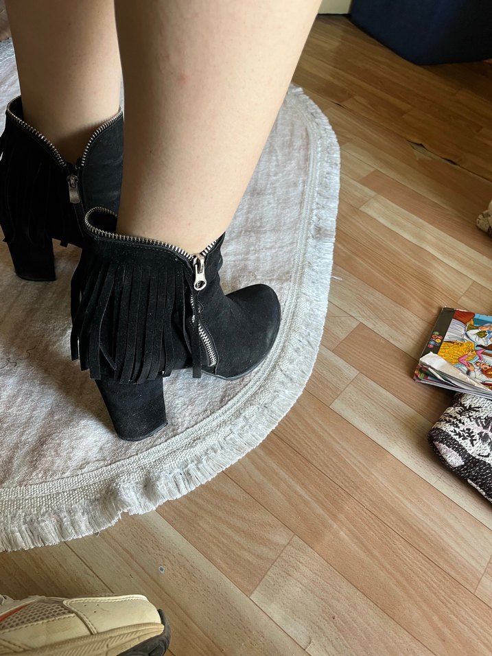 Siyah Süet Püsküllü Blok Topuk Bot - Görsel 3