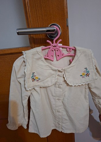 Çiçek İşlemeli Keten Kız Gömleği - Görsel 2