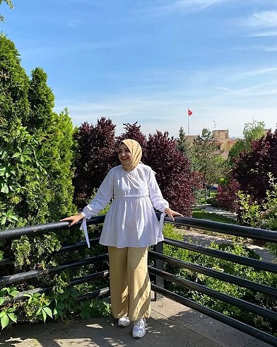 Diğer bağcık Detaylı Beli Fırfırlı Tunik
