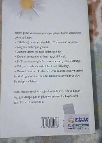 Dört Kitap Seti: Aşk, Anılar, Yaşam ve Hikayeler - Görsel 6