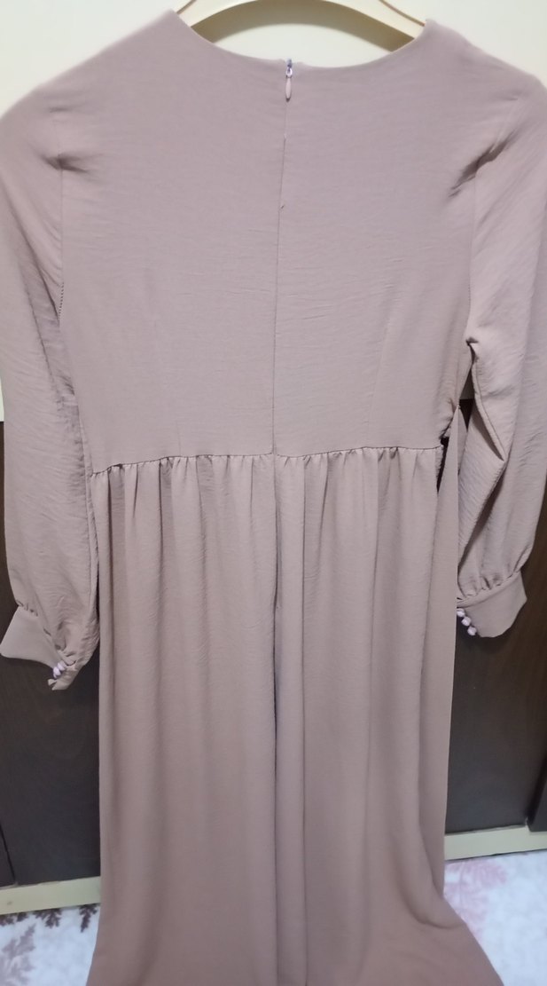 Bej Kadın Uzun Kollu Piliseli Uzun Elbise - Görsel 5