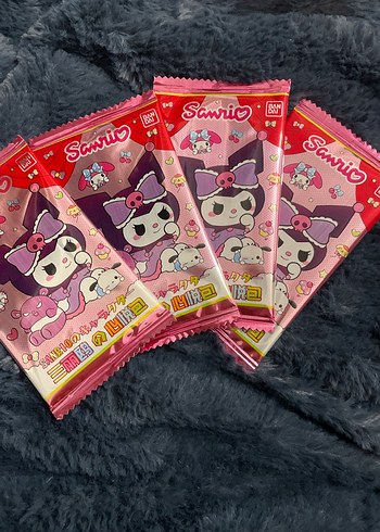 Sanrio hologramik kartlar 4 adet paket - Görsel 3