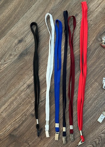 Beden çeşitli Renk 17 Adet Renkli Yaka İpi (Lanyard)