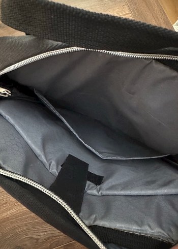 Diğer Siyah Laptop ve Evrak Çantası