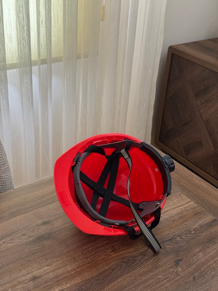 Kırmızı İş Güvenliği Kaskı Baret - Görsel 3