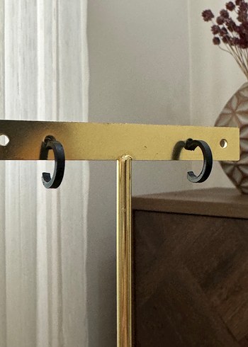 Siyah Minimal Halka Küpe Unisex - Görsel 3