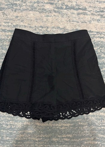 Zara Dantel Detaylı Siyah Şort Yurtdışından