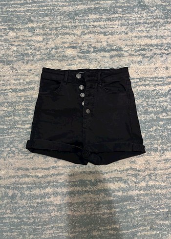 Stradivarius Düğmeli Siyah Mini Denim Şort Yurtdışından