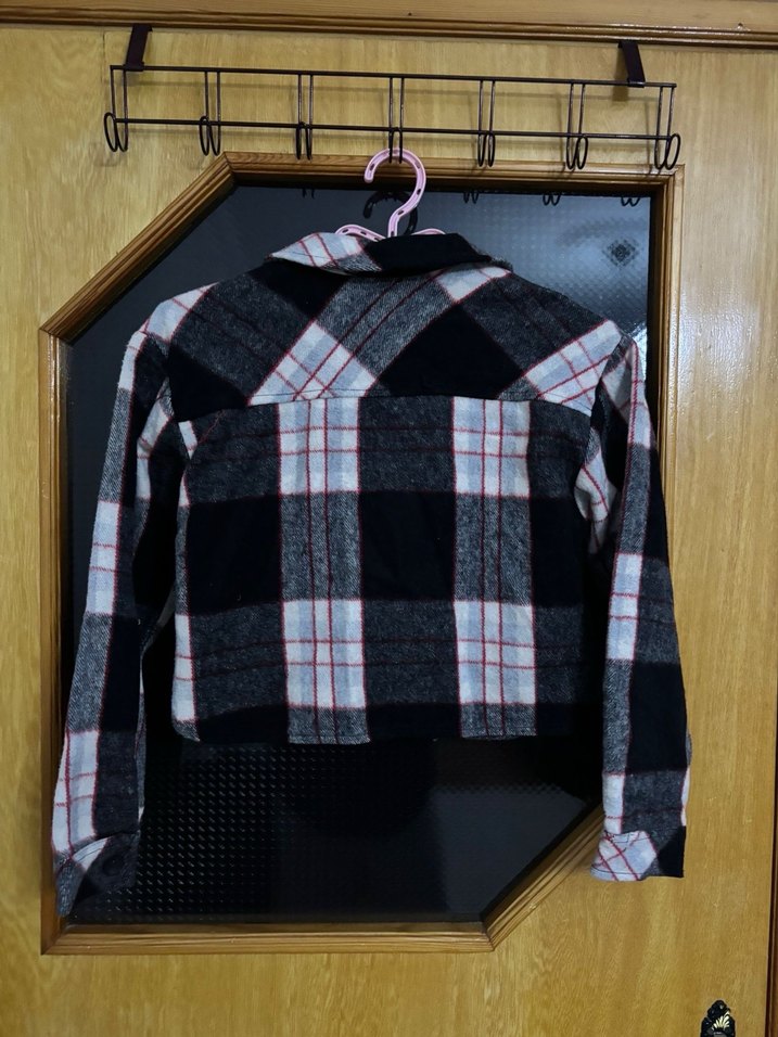 Düğmeli Gri Ekose Kadın Kısa Oduncu Gömlek - Görsel 2