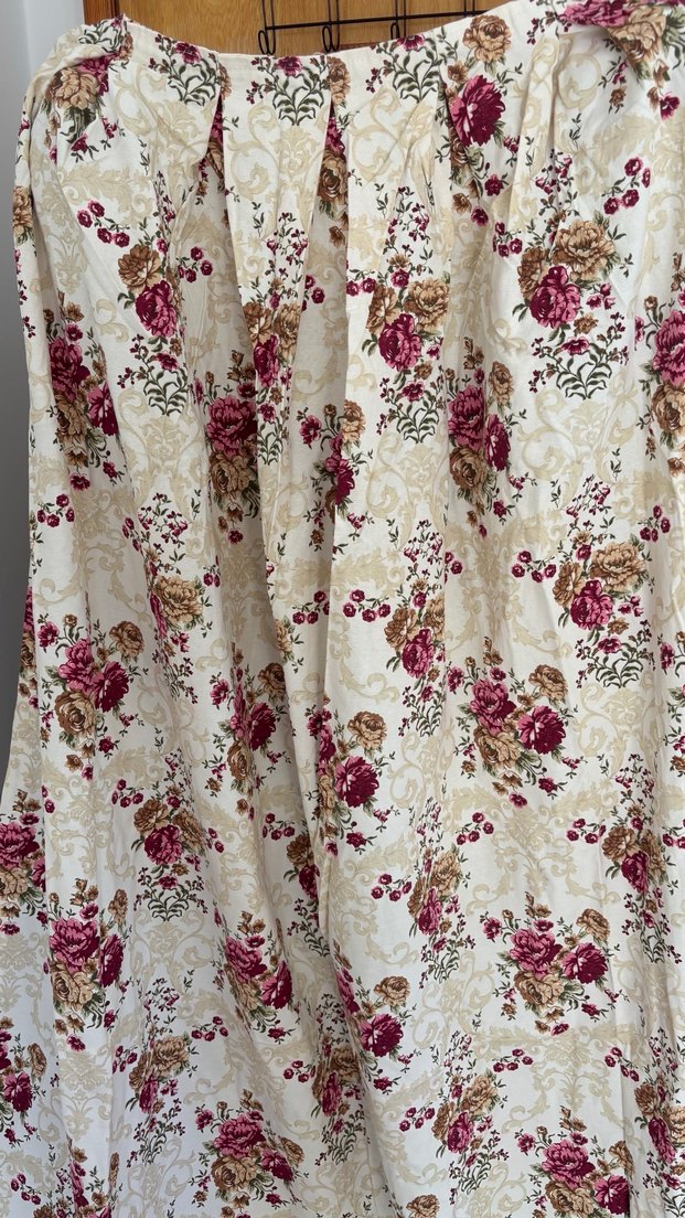 Özel Dikim Çiçek Desenli Klasik Fon Perde ve Farbesi - Görsel 2