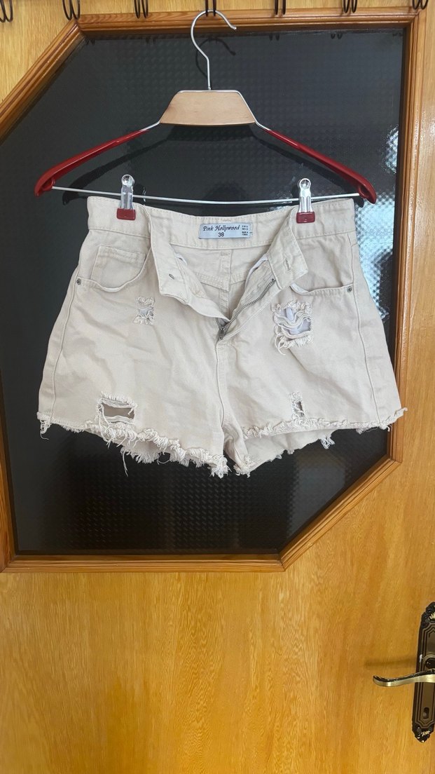 Kadın Krem Rengi Pamuklu Mini Denim Şort - Görsel 3