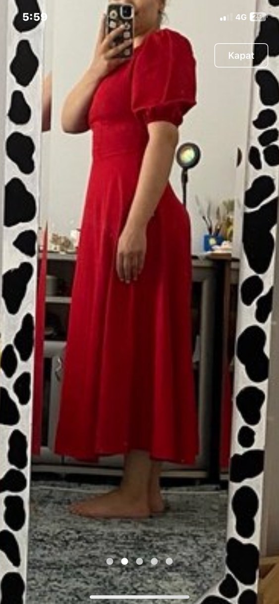 Kısa Kollu Kırmızı Midi Elbise - Görsel 3