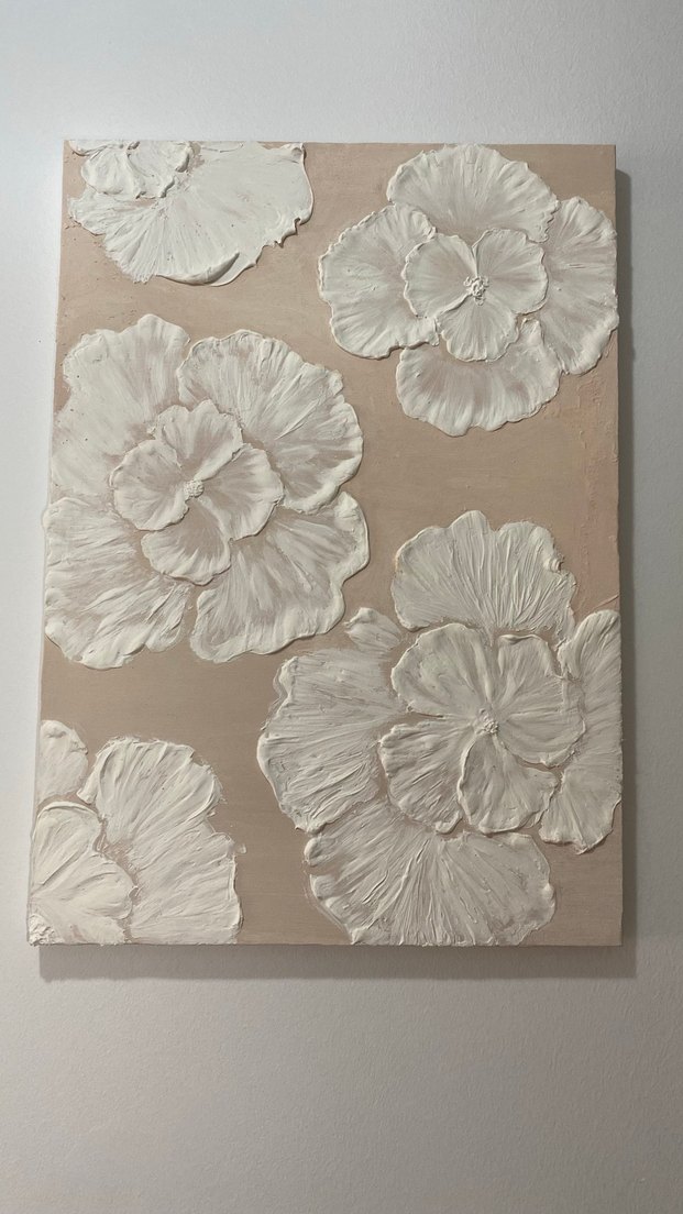 Beyaz Kabartmalı Çiçekli Tablo - Görsel 5