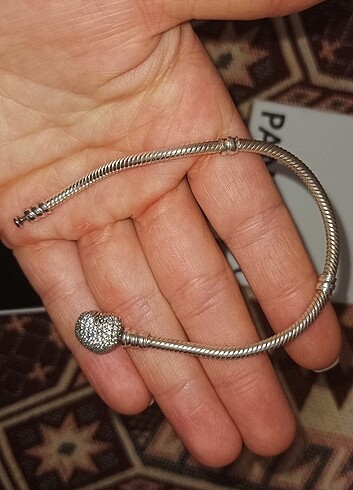  Beden gri Renk Orijinal Pandora Kalp Bileklik - 17 cm