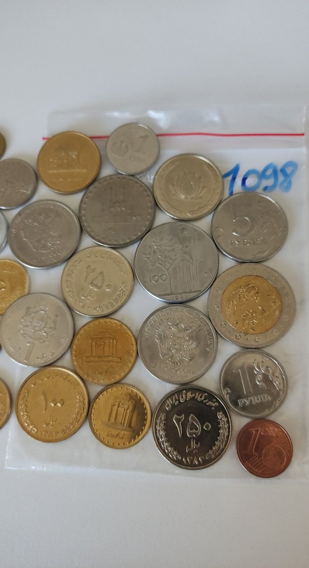 Çeşitli Renkli Para Koleksiyonu - Görsel 2